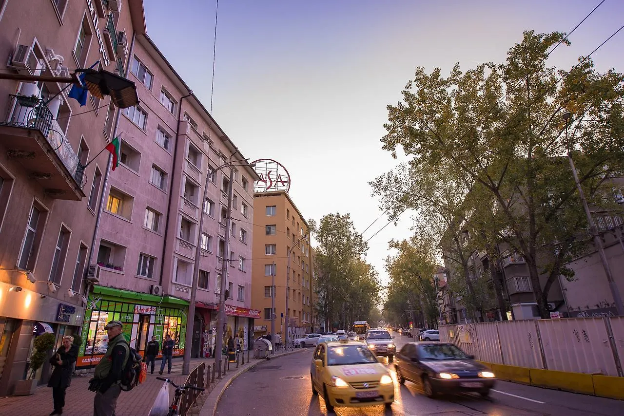 Unique Atmosphere With Golden Standard Design Sofia