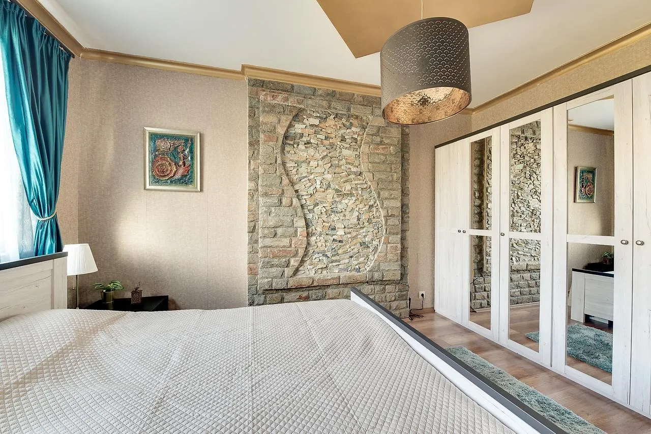 Unique Atmosphere With Golden Standard Design Sofia Apartment